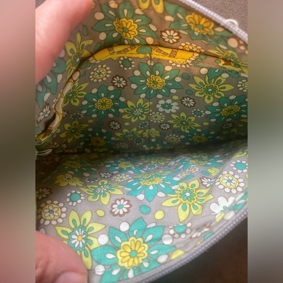 2 Vera Bradley Crossbody bags - Picture 6 of 9
